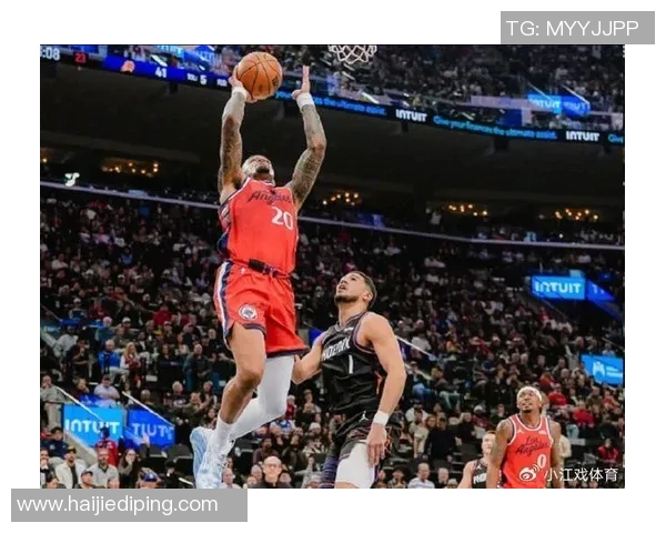 快船遭双杀！新赛季四连败，上半场三分14投仅1中